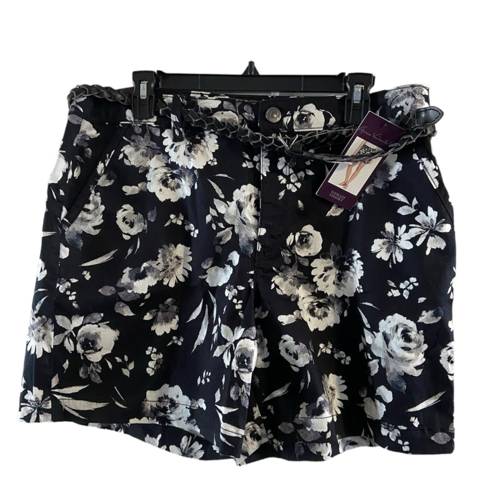 NWT Gloria Vanderbilt Floral "Nimah" Shorts